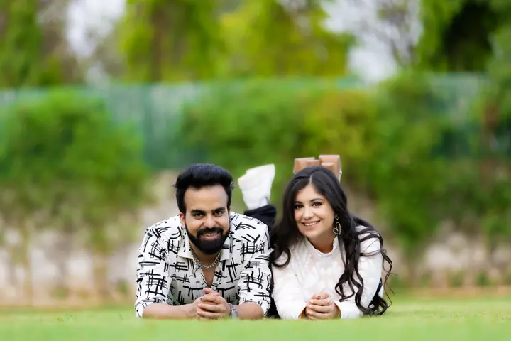 Pre-wedding shoot in Gurgaon and Delhi NCR by Chirag Photo World