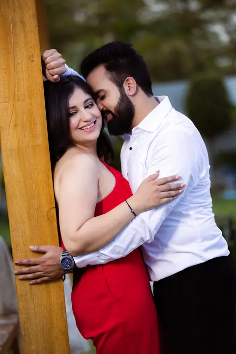 Pre-wedding shoot in Gurgaon and Delhi NCR by Chirag Photo World